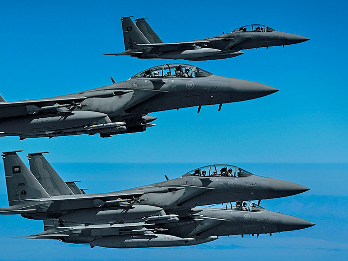 Saudi Arabian F-15 fighter jets participate in US-led exercises in 2022