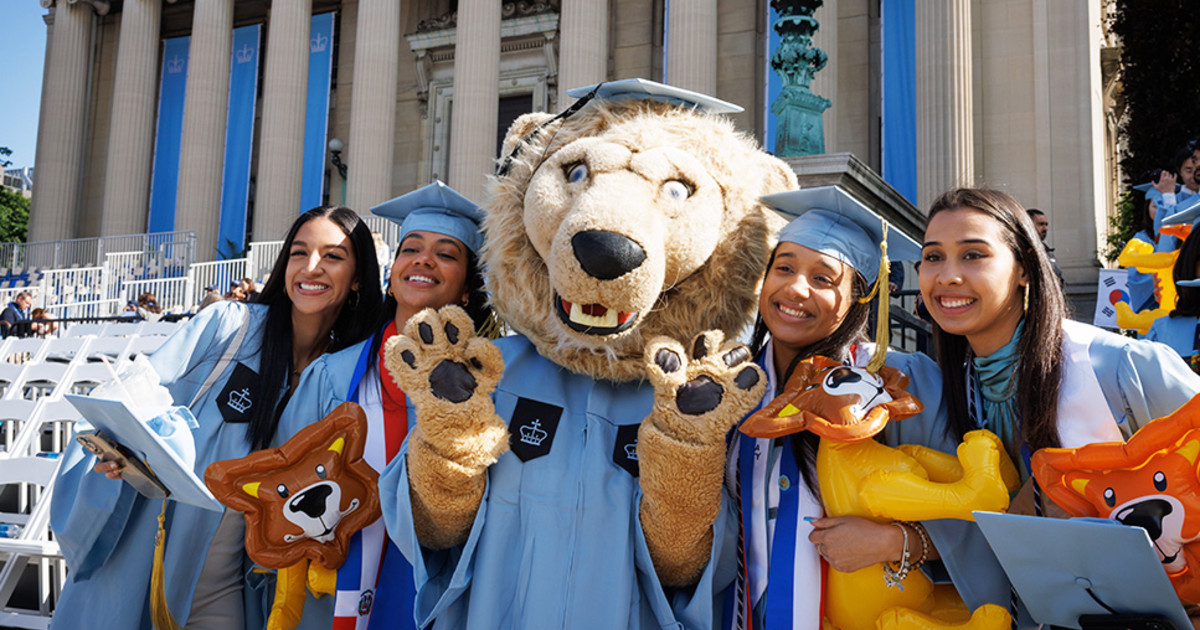 10 Inspiring Photos from Columbia’s 2023 Commencement Columbia Magazine