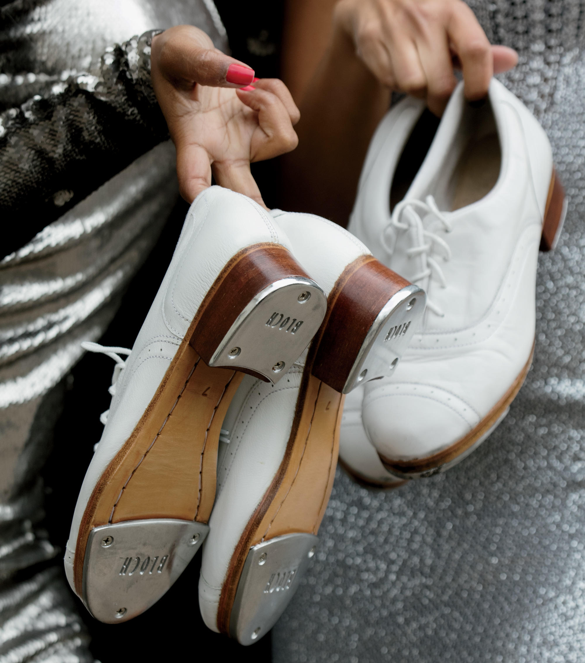 Tap shoes
