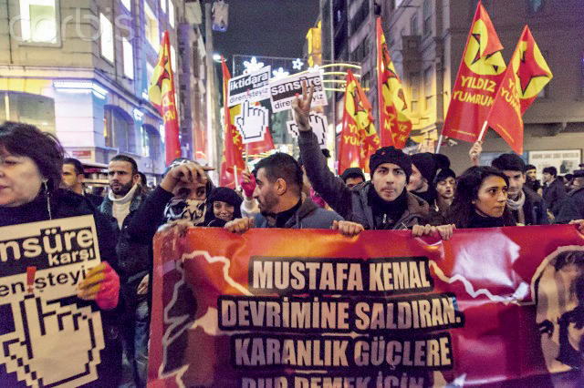 Turkish protesters