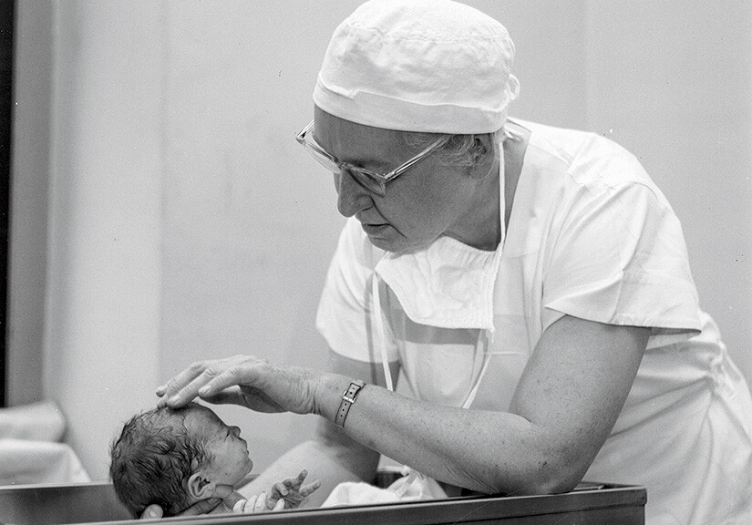 Virginia Apgar at Columbia's medical center in 1958