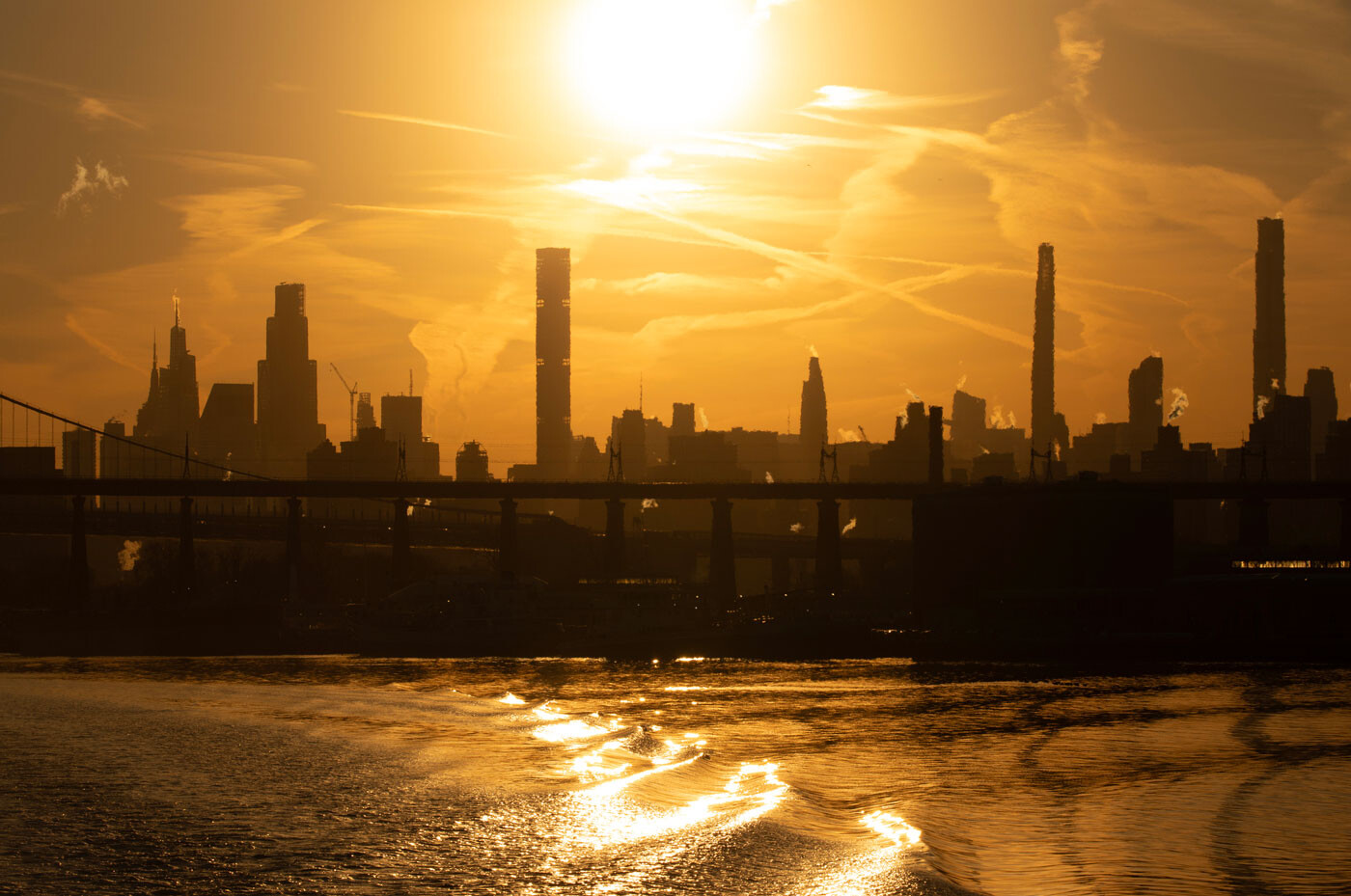 Image of Manhattan skyline with intense sun
