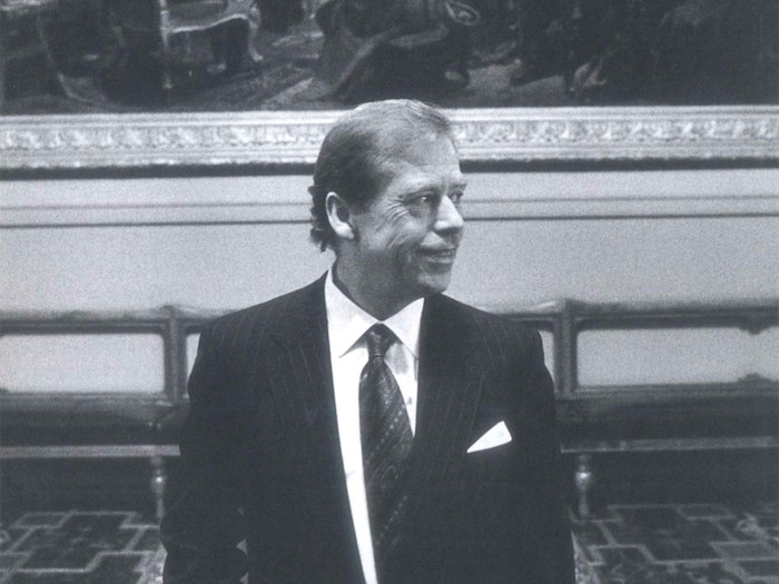Vaclav Havel in the Kremlin shortly before meeting with President Boris Yeltsin in April 1992