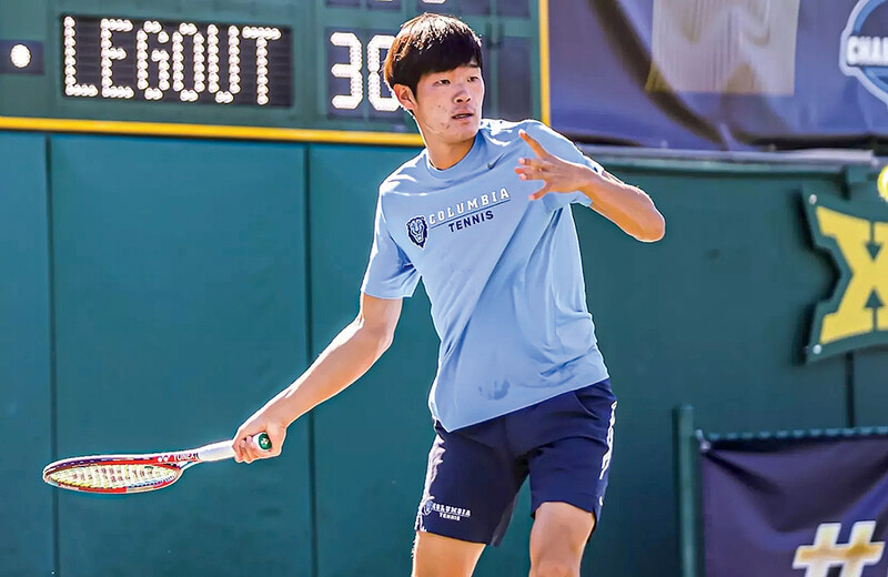 Tennis player Michael Zheng