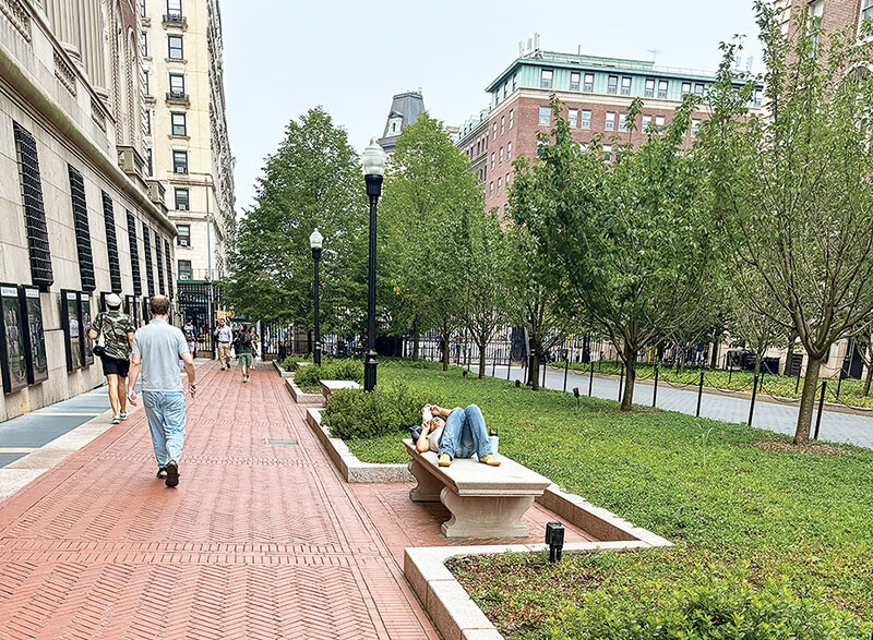 Columbia College Walk