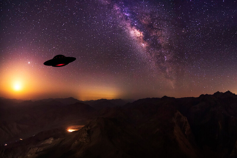 Image of a UFO in a night sky