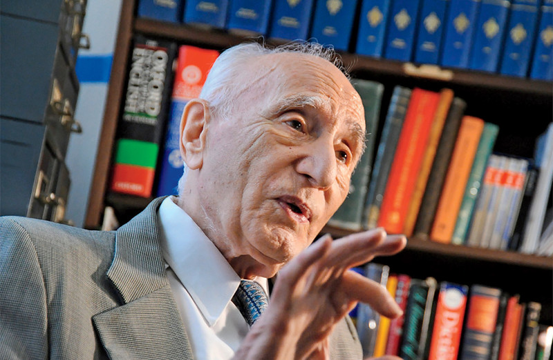 Ehsan Yarshater