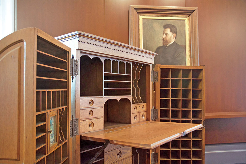 Joseph's Pulitzer's desk at Columbia Journalism School