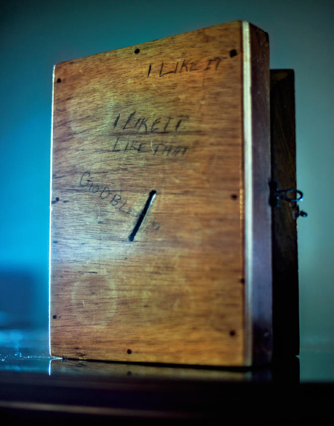 Wooden box