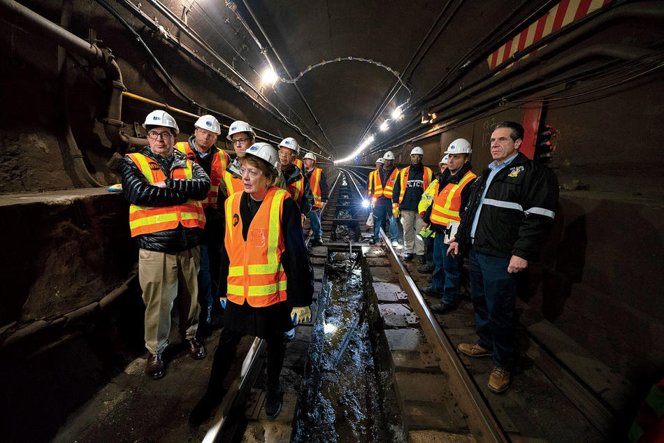 Columbia Engineering dean Mary Boyce and Governor Andrew Cuomo lead an inspection of New York City’s 14th Street tunnel.