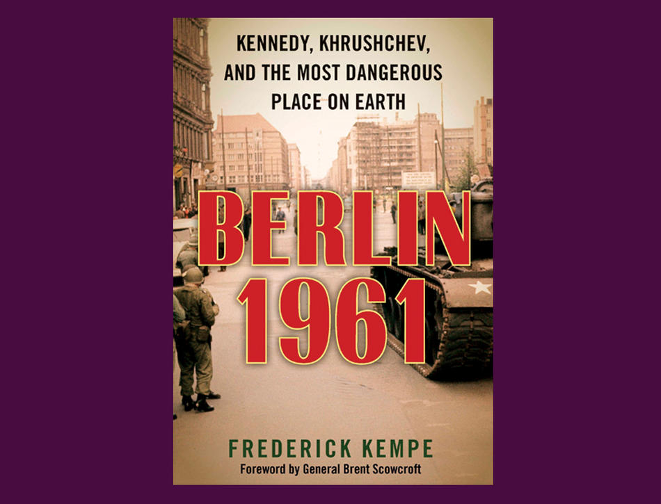 Cover of "Berlin 1961" by Frederick Kempe