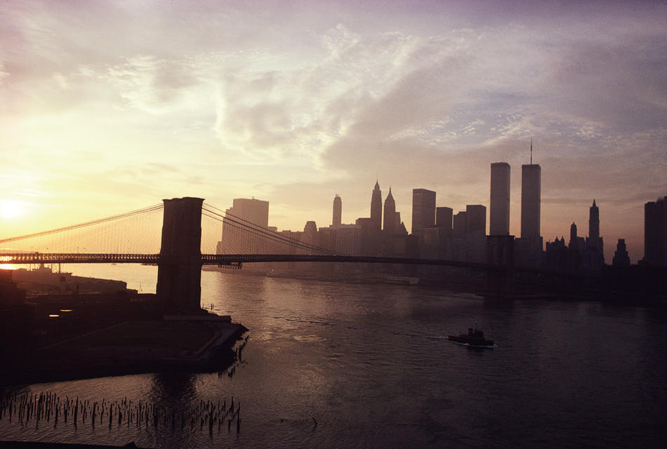 Brooklyn Bridge and Manhattan skyline in 1979