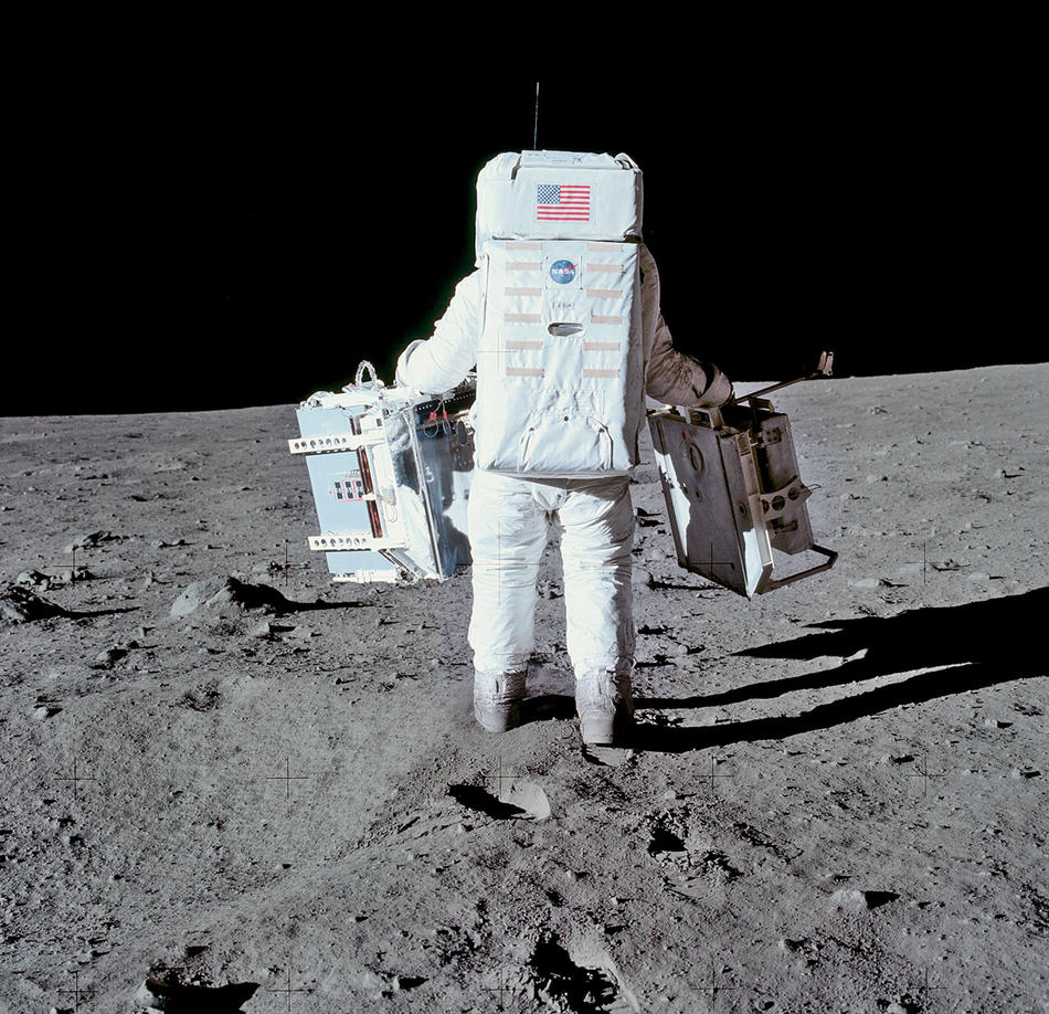 Aldrin carries PSEP to its deployment site.