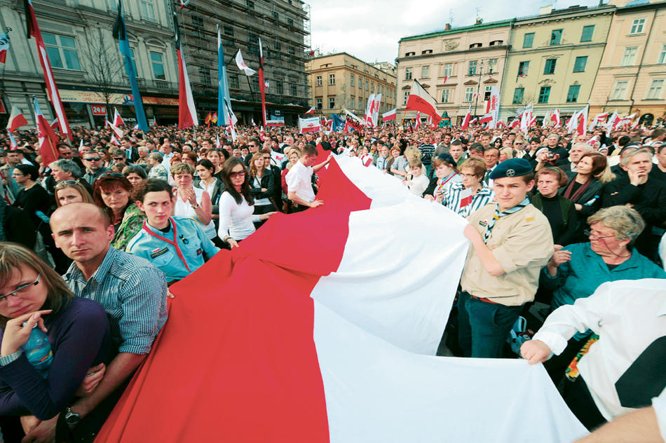 Krakow's market square during the April 18, 2010 funeral ceremony for Polish President Lech Kaczynski and his wife, Maria