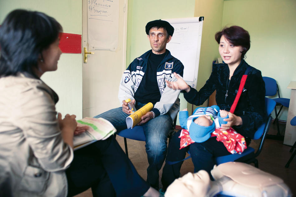 A Kazakh couple learns HIV-prevention skills as part of Columbia's Project Renaissance, which helps heroin addicts. (David Trilling)