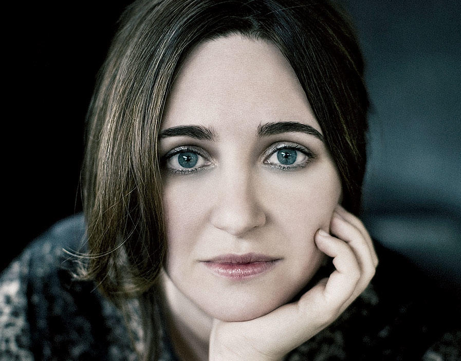 Simone Dinnerstein photographed by Lisa Marie Mazzucco