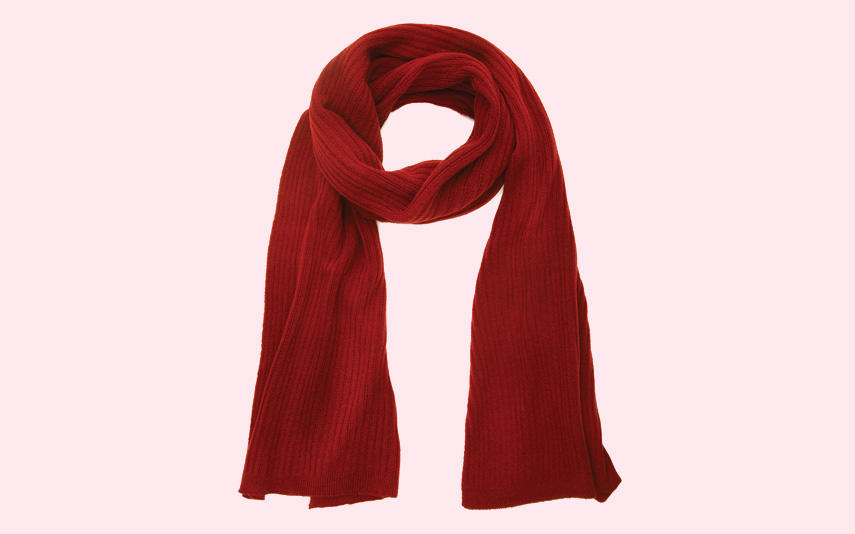 Red knit scarf from Grete