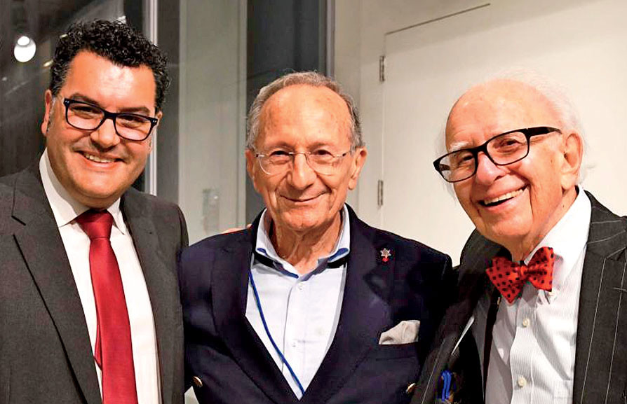 Sami Sagol, center, with Zuckerman Institute director Rui Costa (left) and codirector Eric Kandel