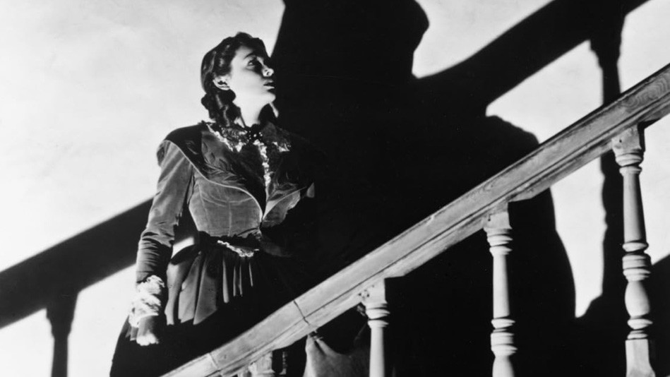 Gene Tierney on staircase in "Dragonwyck"
