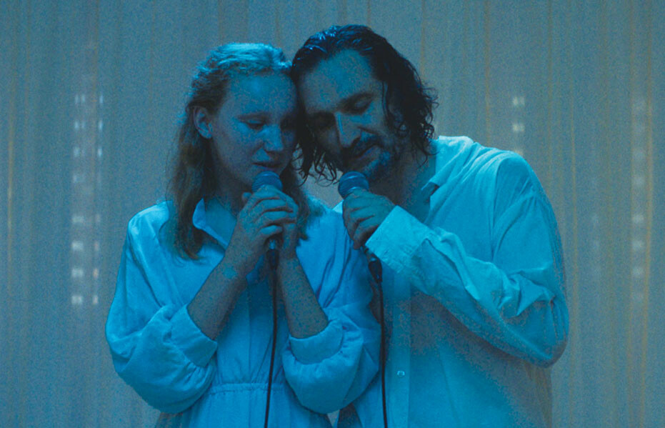Jeremy Xido (right) in Transamazonia