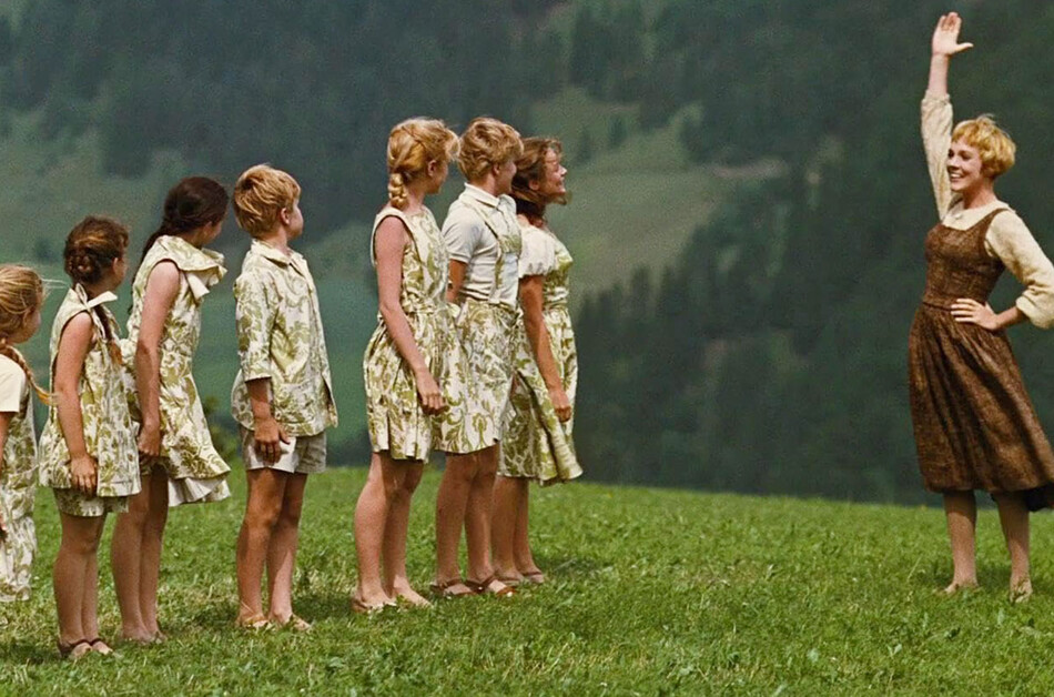 Julie Andrews and the cast of The Sound of Music